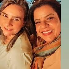 Mais um papo atualizado com sucesso . Rolê com as amigas. @taisascrapfesta  @the.gvargas