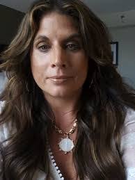 David Pecan's Instagram, Twitter & Facebook