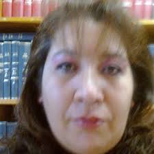 Creen que nacimos ayer y no sabemos usar Facebook? ¡Pues no! Por eso  tomamos la decisión de robarnos las redes de #KFC para decirles qué es lo  que realmente queremos de regalo