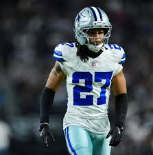 Dallas Cowboys Otito Ogbonnia explains the new-look defense and more |  Blogging The Boys