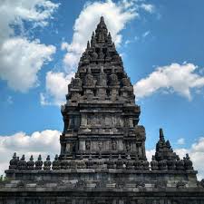 ꦒꦗꦃ ꦩꦢ) adalah seorang panglima perang dan tokoh yang sangat berpengaruh pada zaman kerajaan majapahit. Sketsa Candi Prambanan Simple