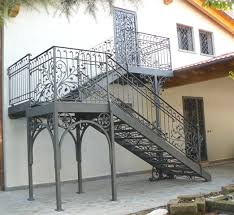 Scale E Ringhiere Esterne Scale Esterne Progettazione Scale Cortile Con Dislivello