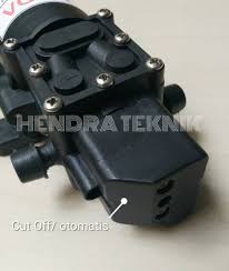 Dengan adanya sensor otomatis, yang bekerja berdasarkan tekanan yang terdapat pada pipa atau saluran air pada keluaran pompa sehingga anda. Pompa Air Dc 12v Dc High Pressure Mini Pump Pompa Dc Pompa Mini Tekanan Tinggi Mesin Pompa Air Kecil Shopee Indonesia