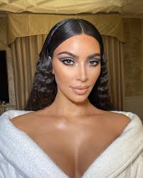 Kim kardashian west's makeup looks from the '90s till now are proof that there's hope for all of us. Kim Kardashian West On Twitter In 2020 Kim Kardashian Makeup Looks Kim Kardashian Makeup Winter Lipstick