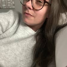 A sandwich I remember eating back in the 1930s and 1940s during the war and  food rationing times was a lard or dripping sandwich and we'd either put  salt or occasionally sugar