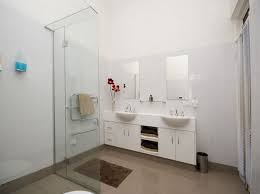 Misalnya adalah ruang tamu keluarga atau kamar tidur. Ide Desain Kamar Mandi Minimalis Modern Dan Sederhana