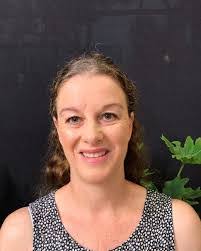 Dale Rae's Instagram, Twitter & Facebook