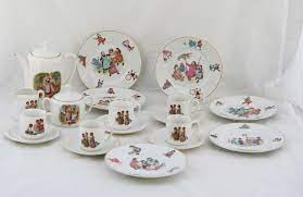 altes puppengeschirr kindergeschirr kinderservice puppenservice um 1900 30 puppengeschirr kinder geschirr kindergeschirr