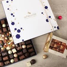 Elle A Table On Instagram Concours Termine Les Gagnants Seront Contactes En Mp Elle A Table X Chocolat De Neuville C Est Bientot Noel P Kiss The Cook
