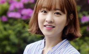 박보영 / park bo young (bak bo yeong). Park Bo Young Opens Up About Plastic Surgery Rumors Look At Her Before And After Photos Here Channel K