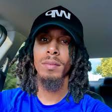 Nah but what is it about 38 year old black men being so fineee. I like how  they carry themselves too.