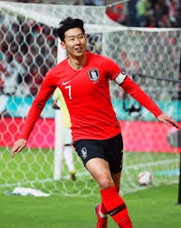 #son heungmin #son heung min #tottenham hotspur #south korea nt #heung min son #yoongifs #whoaaaa ki went into his room saying ahhh captains #son heung min #heung min son #tottenham hotspur #footballedit #this probably gonna get no notes but its ok #i'm so happy he's receiving all this. Happy 27th Birthday Son Heung Min Futaa Com South Africa