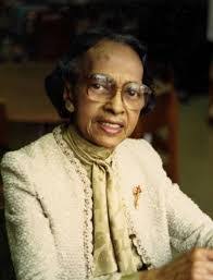 Minnie Murdock's Instagram, Twitter & Facebook