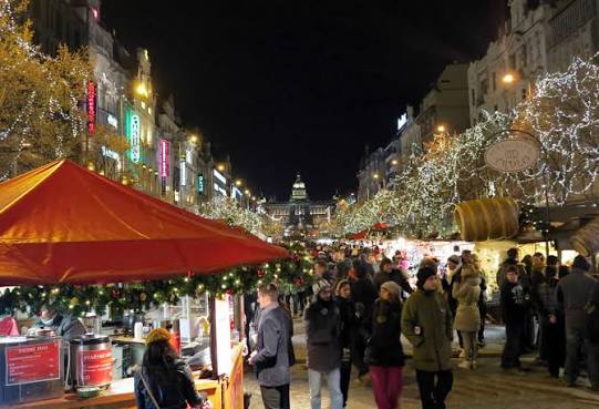 Prague Christmas Markets 2026-2027: Dates, Locations & Market Guide