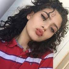 Aesthetic Vintage Grunge On Instagram Is Your Hair Curly Wavy Or Straight Comment It Below Follow Curly Hair Styles Grunge Hair Hair Inspiration