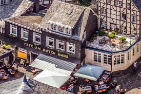 Rotes haus (de) museo en alemania (es); Cafe Am Roten Haus Home Facebook