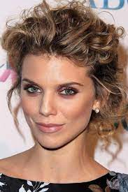 20 Best Celebrity Bun Hairstyles For Long Hair Bestlonghairstyles Bun Hairstyles For Long Hair Long Hair Styles Bun Hairstyles