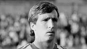 Newjeans hanni porn i sent a message to Eva Rose from the