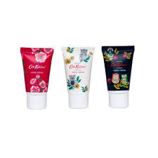 A scented hand cream that gives your hands the attention they deserve leaving them enveloped in the signature notes of colonia. Ck Magical Woodland Hand Cream Trio 3 X 30ml Magical Woodland Cath Kidston Agentur Fur Schones Silvia Kassel