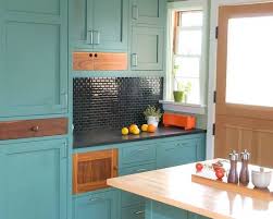 Since they are right now so popular in the american kitchen, this style of design can be found in stock in tons of stores online and offline. 15 Cabinet Door Styles For Kitchens Urban Homecraft