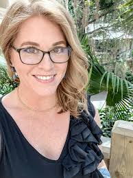 My name is Cori, I'm a 36yr old single mom of 3 daughters who are 12, 10,  and 7. Unfourtunately, I was diagnosed with MS in 2018 right as my business  Pixie