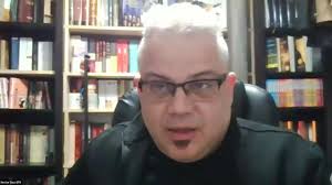 𝑴𝑰𝑵𝑰𝑺𝑻𝑬𝑹𝑰𝑶 𝑪𝑹𝑰𝑺𝑻𝑰𝑨𝑵𝑶 𝑳𝑶𝑮𝑶𝑺, 𝑬𝒍 𝑪𝒂𝒏𝒐𝒏  𝑩𝒊́𝒃𝒍𝒊𝒄𝒐 𝑳𝒆𝒄𝒄𝒊𝒐́𝒏 1 , ¿𝑬𝒍 𝒄𝒂𝒏𝒐𝒏 𝑩𝒊́𝒃𝒍𝒊𝒄𝒐 𝒇𝒖𝒆  𝒐𝒓𝒈𝒂𝒏𝒊𝒛𝒂𝒅𝒐 𝒑𝒐𝒓 𝒍𝒂 𝑰𝒈𝒍𝒆𝒔𝒊𝒂 𝒐 𝒍𝒂 𝑰𝒈𝒍𝒆𝒔𝒊𝒂  𝒔𝒐𝒍𝒐 𝒓𝒆𝒄𝒊𝒃𝒊𝒐́ 𝒆𝒍 𝒄𝒂𝒏𝒐𝒏❓, ¿𝑬𝒍 𝒄𝒂𝒏𝒐𝒏 𝒅𝒆𝒍  𝑨𝒏𝒕𝒊𝒈𝒖𝒐 𝑻𝒆𝒔𝒕𝒂𝒎𝒆𝒏𝒕𝒐 𝒂𝒏𝒕𝒆𝒔 𝒅𝒆 𝑪𝒓𝒊𝒔𝒕𝒐 𝒐 ...