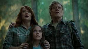 Fiica sa, grace, care lucrează ca pădurar, poveștile ajung să prindă viață atunci când îl cunoaște pe pete, un băiețel misterios de 10 ani, care nu are familie, nici casă și spunea că trăiește în pădure cu un dragon uriaș și verde pe nume elliott. Sunt Bolnav In Curs De DesfÄÈurare Vid Pete Si Dragonul Antena 1 Euro Nunta Ro