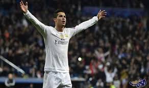 النجم البرتغالي كريستيانو رونالدو يجدد العقد مع ريال مدريد حتى 2021