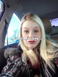 Stella Reece's Instagram, Twitter & Facebook