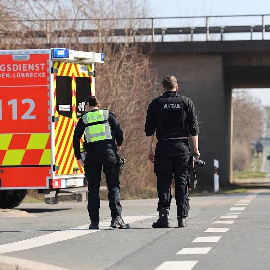 Radfahrer stirbt nach Zusammenstoß mit Lkw in Minden: Identität nun bekannt  | nw.de