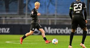 Kleeblattfuerth على X: "Adem Imeri [LM, 17] Das Gegenstück zu Denis  Pfaffenrot, spielt auf der linken Seite und überzeugt ebenfalls. Seit 2013  im Verein und vor kurzem seinen Profivertrag unterschrieben. Er wurde