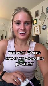 I absolutely cannot recommend this brand enough when it comes to  affordable, nontarnishing jewelry!! Shower, swim, sweat—it literally will  not turn green @Flaire & Co.