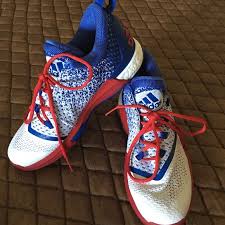 Their exclusive designs, whether for sports or for walking the city streets, are developed with trends and sports technologies that best suit the modern lifestyle in mind. Red White And Blue Adidas Shoes Cheap Online