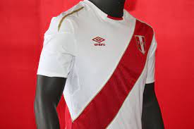 La nueva camiseta tiene un precio de s/ 249.90, un precio más alto que las anteriores ediciones. Construir Acostumbrarse A Arbol Genealogico Casaca De La Seleccion Peruana 2018 Antepasado Ingenieros Feudal