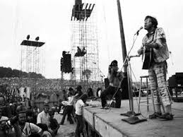 Black And White Woodstock Photos John B Sebastian Rainbows All Over Your Blues Live At Woodstock 1969 Woodstock Music Woodstock Festival Woodstock 1969