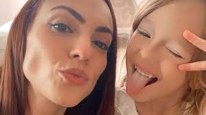 Eileen Le's Instagram, Twitter & Facebook