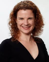 Hoarding expert shares the tell-tale signs in this interview ‣ MyFixitUpLife