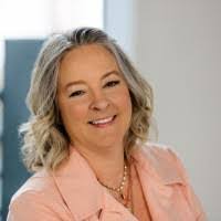 Heidi Boyce's Instagram, Twitter & Facebook