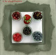 Ins Glas Geflustert Fast Echte Rote Grutze Fur Den Vorrat Rote Grutze Grutze Gelierzucker