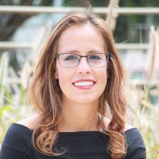 Alba Blanco's Instagram, Twitter & Facebook