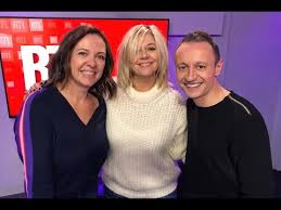 Flavie flament revient sur sa lutte épuisante auprès de françois hollande et emmanuel macron pour changer la loi sur les crimes sexuels. Flavie Flament Le Celebre Talk Show Qu On Lui A Propose Youtube