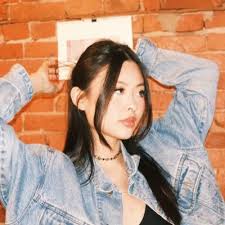 Posts with replies by julia (@jooliahan)