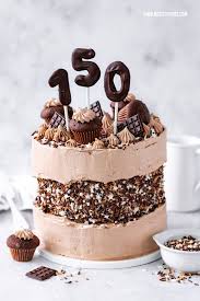 Fault Line Cake Rezept Mit Nuss Nougat Und Schokolade Nicest Things In 2020 Lebkuchen Rezept Einfach Susse Backerei Cake Rezepte
