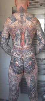 A missouri man with a body count tattoo on his face to allegedly mark the number of murders he committed was sentenced to 25 years in prison for a 2019 slaying, officials said friday. Annaconda 69 Nordic Bodysuit Tattoos Von Tattoo Bewertung De