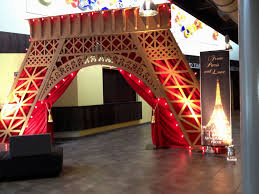 Paris prom theme paris themed birthday party paris wedding spa birthday paris sweet 16 sweet 15 dance themes prom themes eiffel tower ideas for prom themes there are many prom themes ideas for your committee to choose. Clark State Community College Paris Theme Party Prom Themes Paris Prom Theme