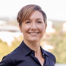 Michelle Jewell's Instagram, Twitter & Facebook