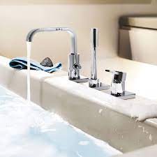 Coordinate your bathroom into the oasis you've always dreamed of with bathroom collections that make matching your tub faucet and sink faucet easy. Bathtub Faucets