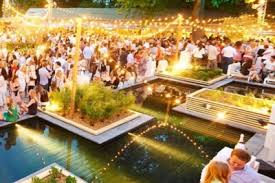 Situé à l'entrée de la place du vieux marché face à l'église jeanne d'arc, notre restaurant la terrasse vous accueille dans un décor moderne et lounge. Coronavirus La Terrasse O2 Fait Son Retour Des Le 4 Juin A Uccle