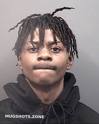 Kenyon Dillard's Instagram, Twitter & Facebook