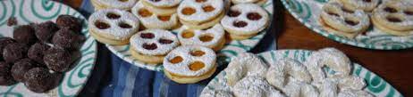 Traditional austrian christmas cookies, and discover more than 7 million professional stock homemade gingerbread cookies stars and christmas trees, little men decorated. Austrian Christmas Cookies It S Crunchy Today